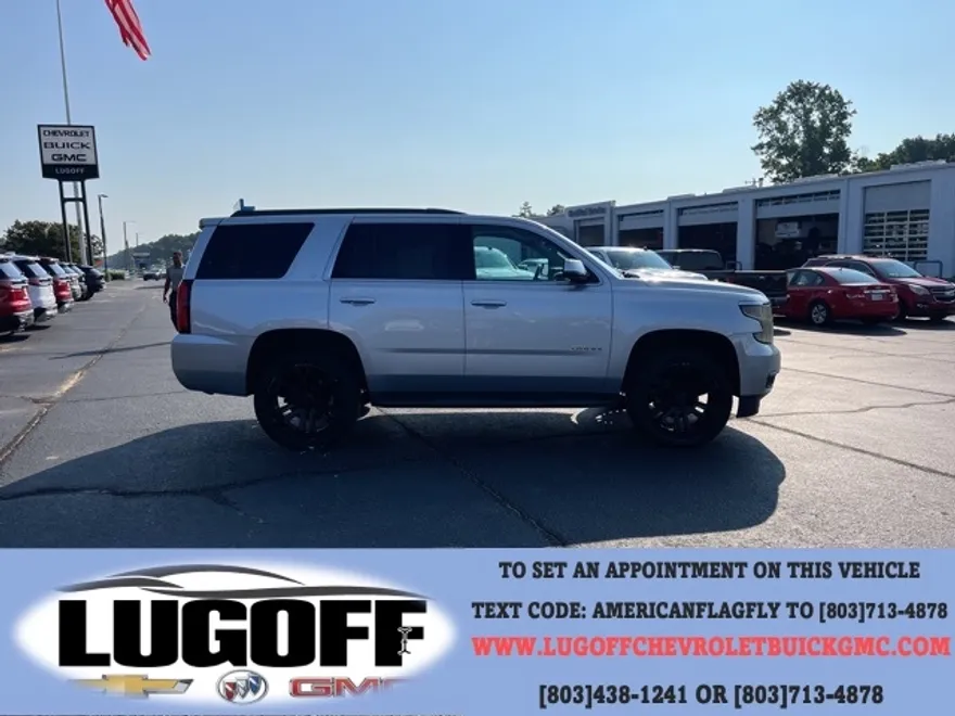 2018 Chevrolet Tahoe LT photo 1