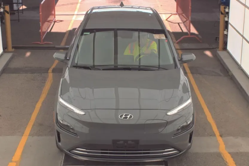 2023 Hyundai Kona SE photo 1