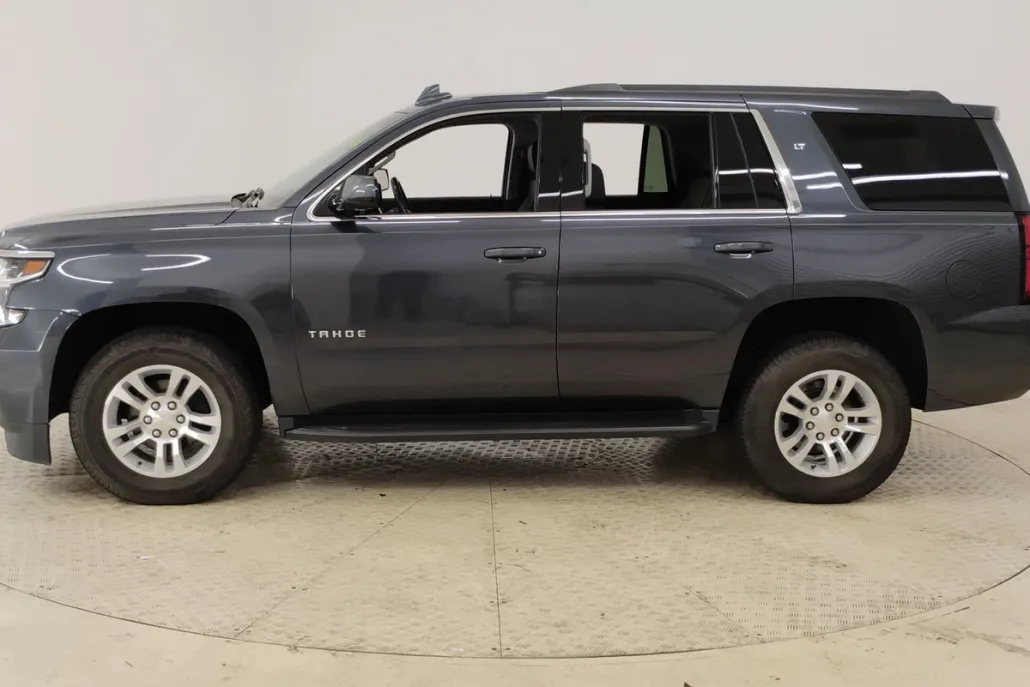 2020 Chevrolet Tahoe LT photo 1