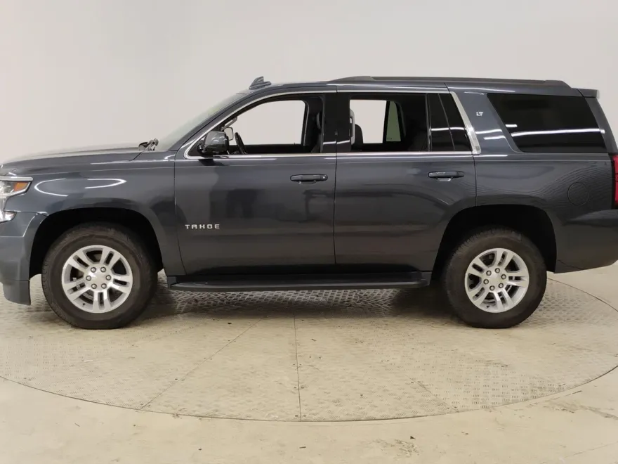 2020 Chevrolet Tahoe LT photo 1