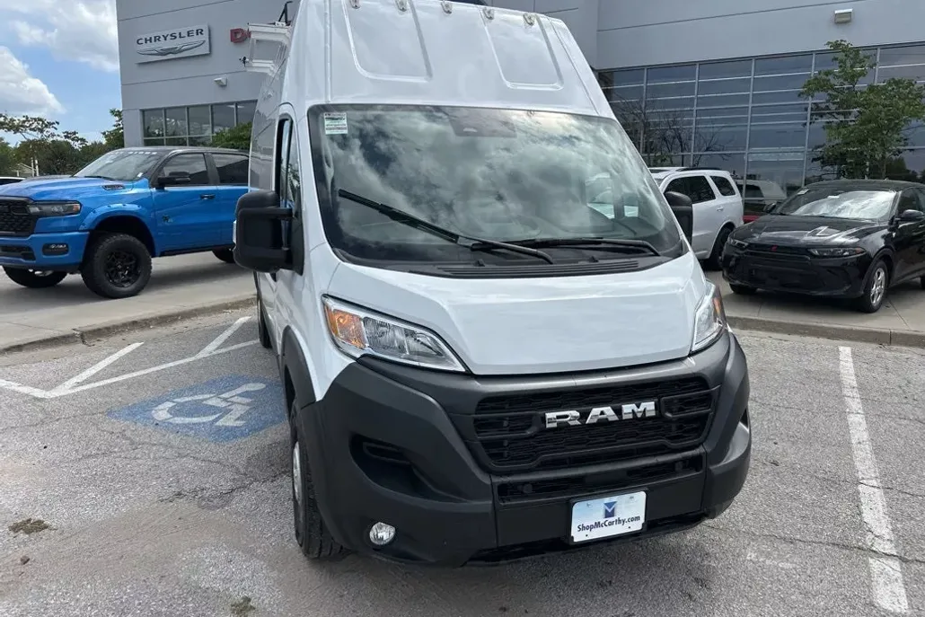 2024 Ram ProMaster 3500 photo 1