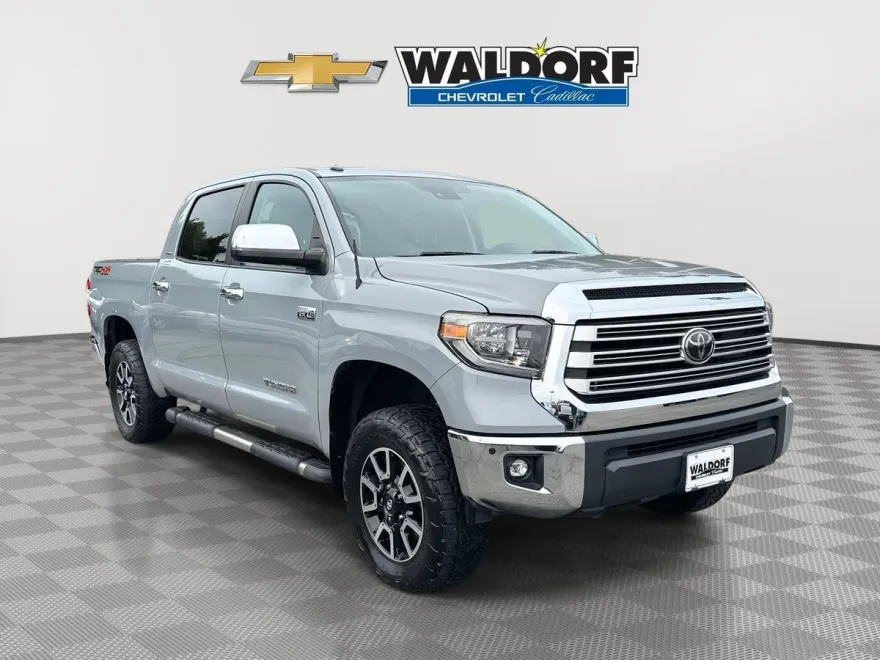 2018 Toyota Tundra Limited CrewMax photo 1