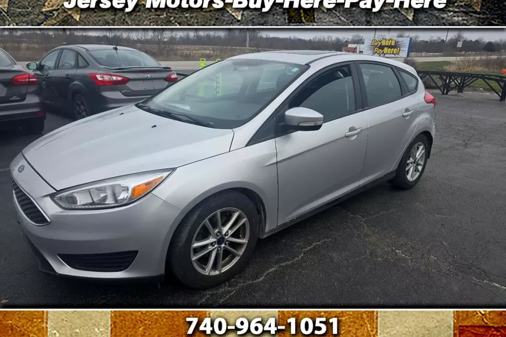 2016 Ford Focus SE photo 1