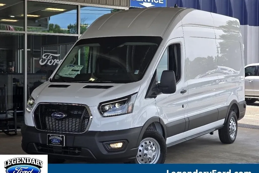 2025 Ford Transit photo 1