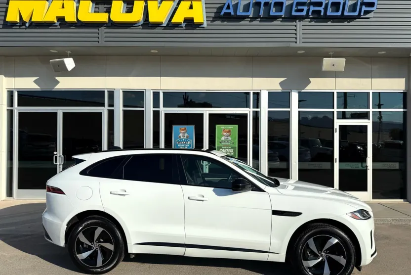 2024 Jaguar F-PACE R-Dynamic S P250 photo 1