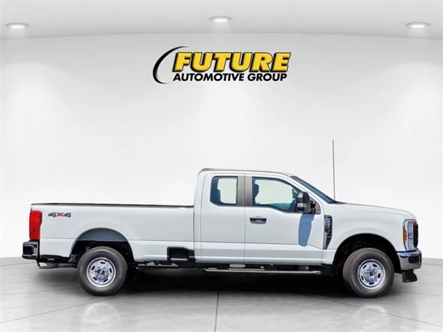 2025 Ford F-250 XLT photo 1