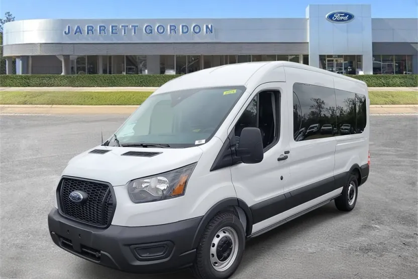 2025 Ford Transit Passenger XL photo 1