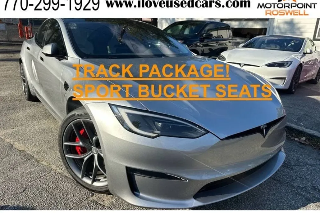 2024 Tesla Model S Plaid AWD photo 1