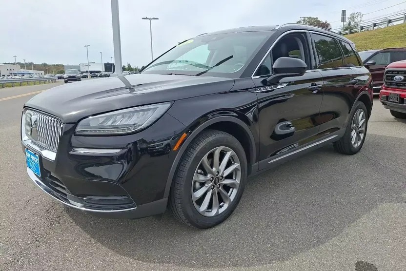 2021 Lincoln Corsair Standard photo 1