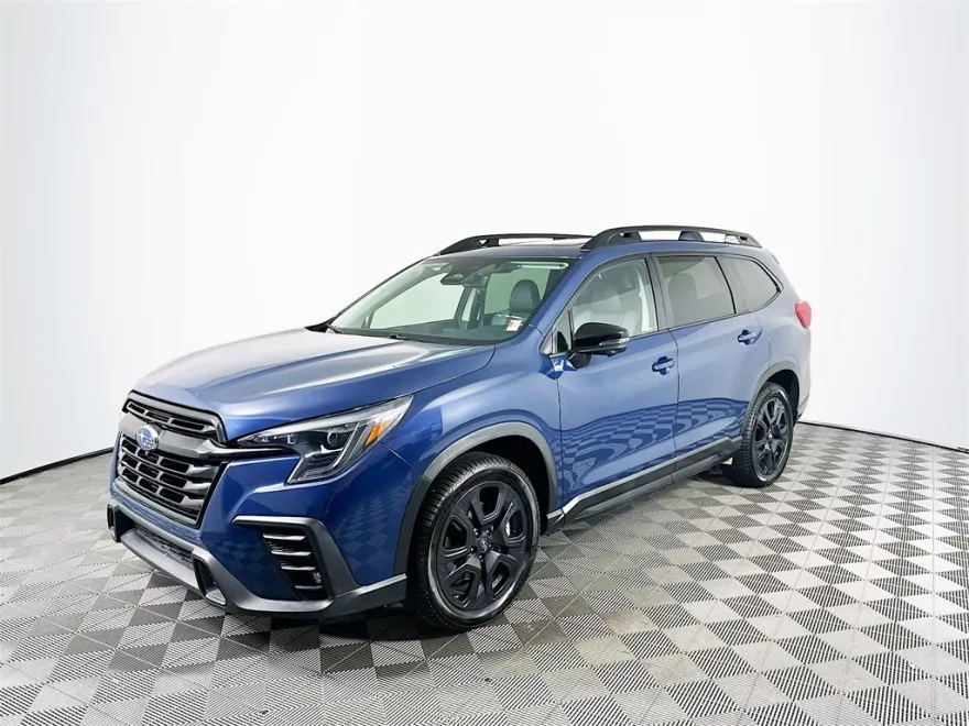 2023 Subaru Ascent Onyx Edition photo 1