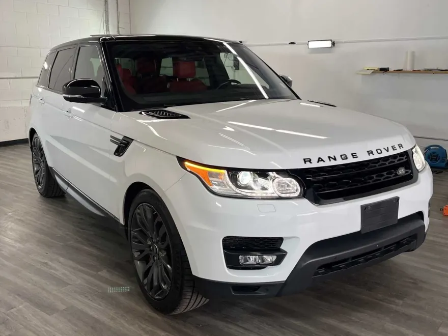 2017 Land Rover Range Rover Sport SuperCharged photo 1