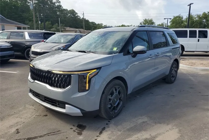 2026 Kia Carnival EX photo 1