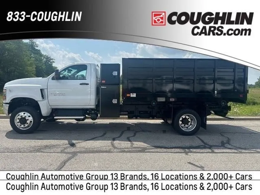 2024 Chevrolet Silverado 5500HD Work Truck photo 1