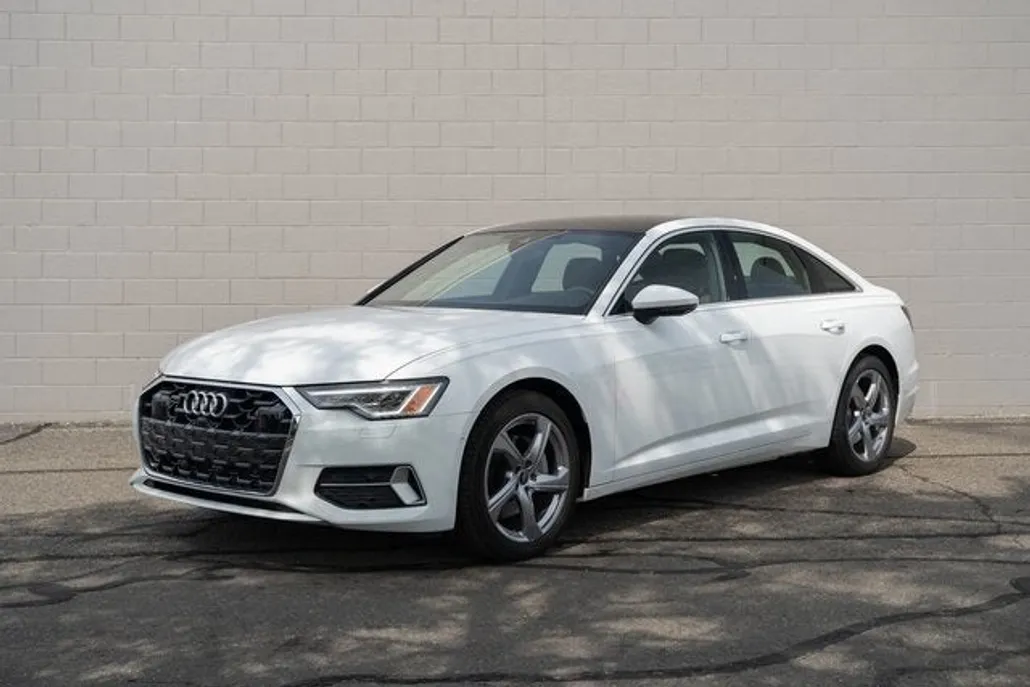 2025 Audi A6 Premium Plus Quattro photo 1
