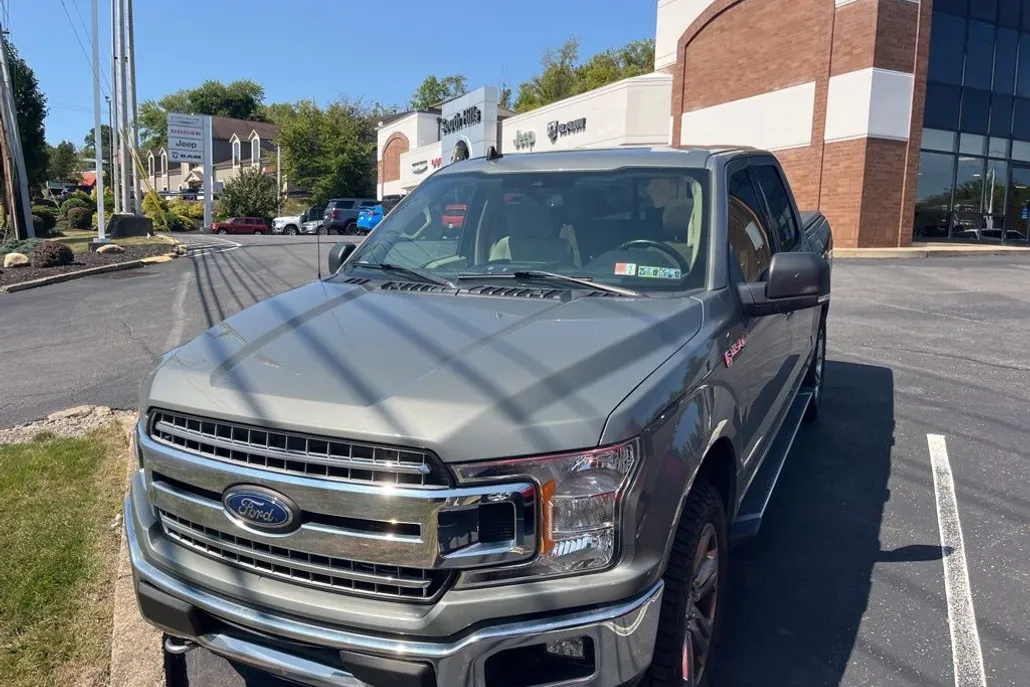 2019 Ford F-150 XLT photo 1