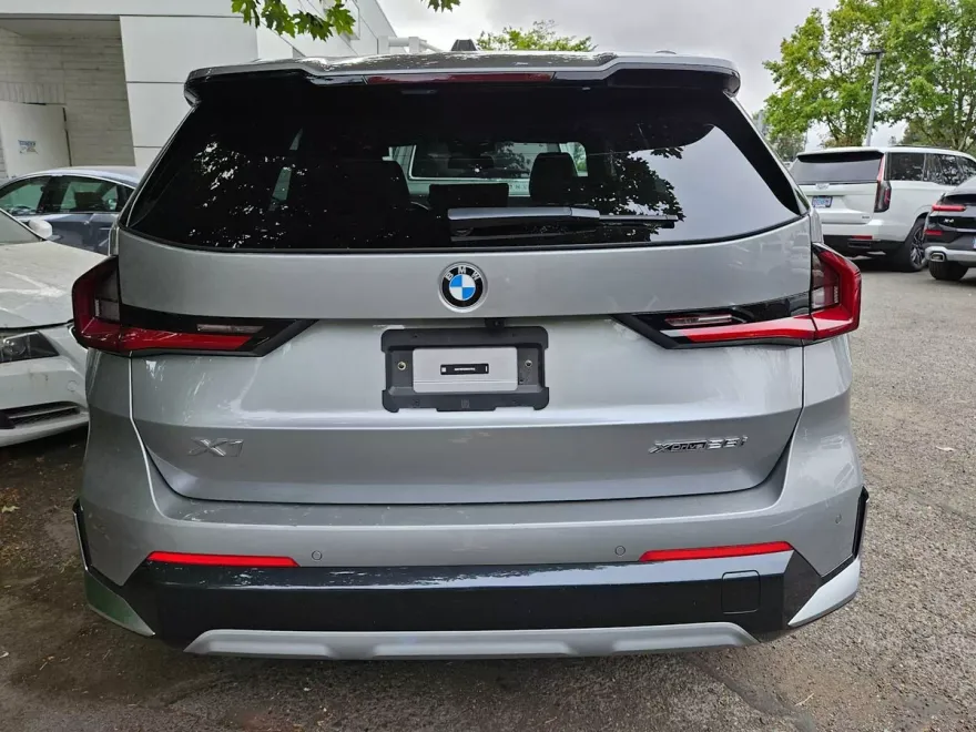 2025 Bmw X1 XDrive28i photo 1