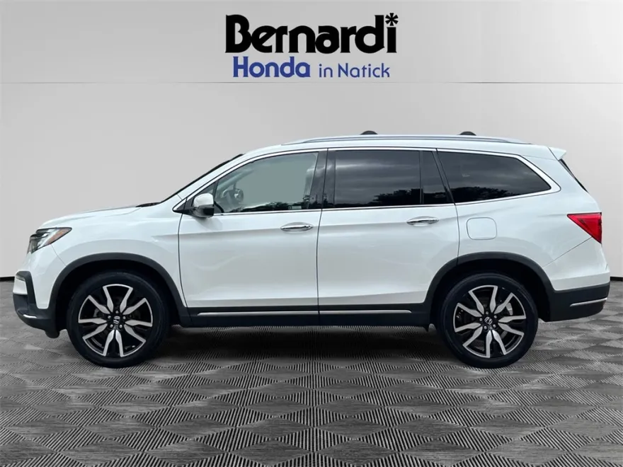 2021 Honda Pilot Touring photo 1