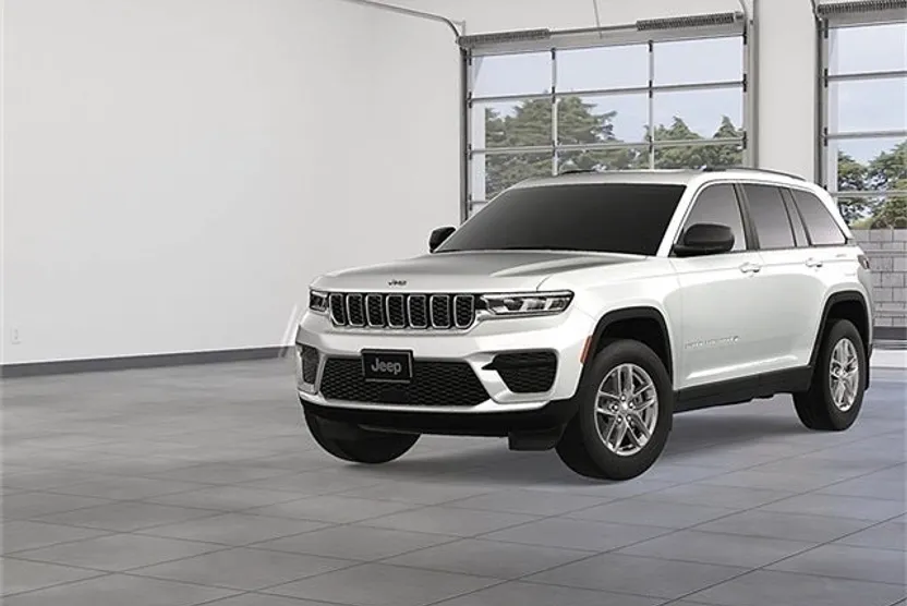 2025 Jeep Grand Cherokee Laredo X photo 1