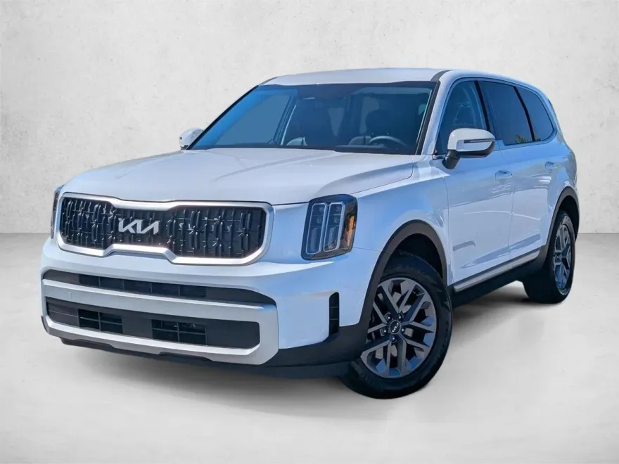 2025 Kia Telluride LX photo 1