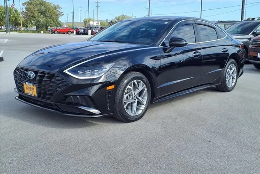 2023 Hyundai Sonata SEL photo 1