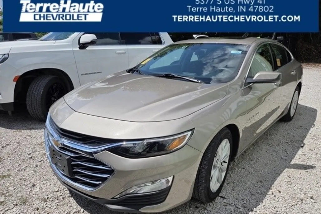 2024 Chevrolet Malibu 1LT photo 1