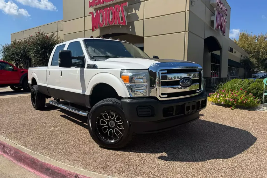 2013 Ford F-350 Lariat photo 1