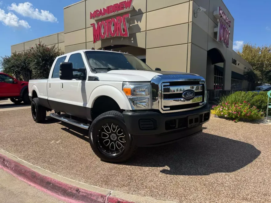 2013 Ford F-350 Lariat photo 1