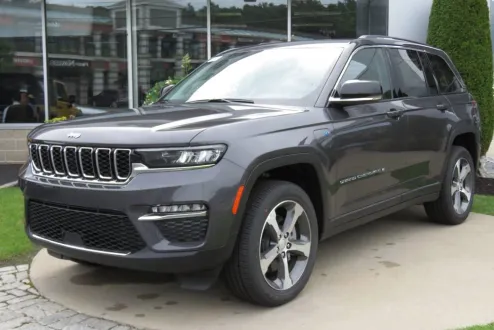 2023 Jeep Cherokee photo 2