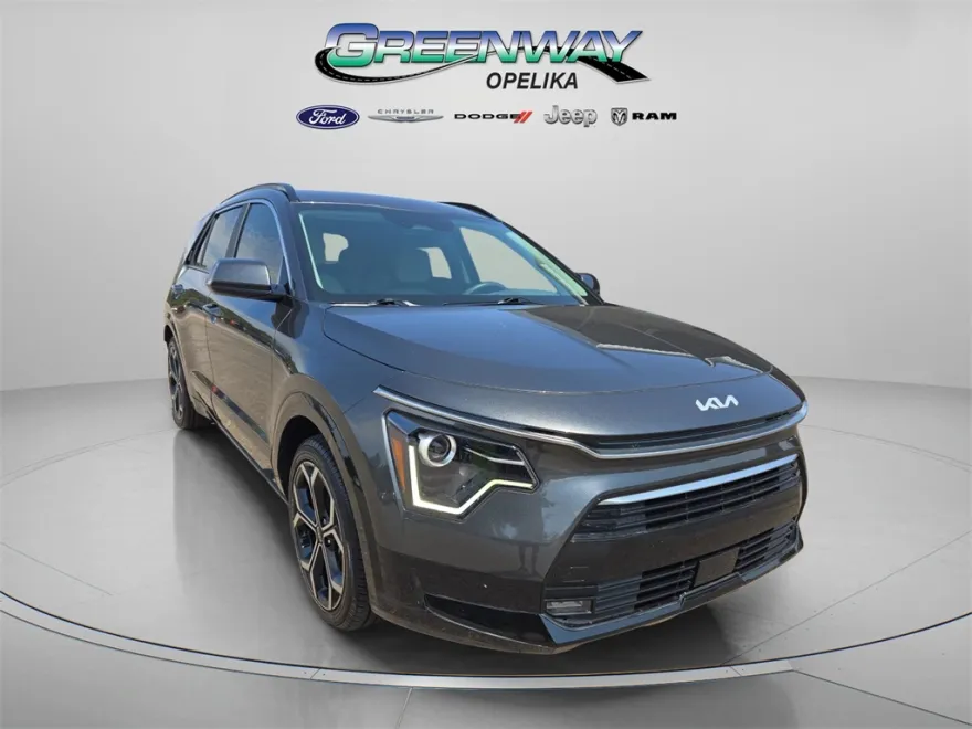 2023 Kia Niro EX Touring photo 1