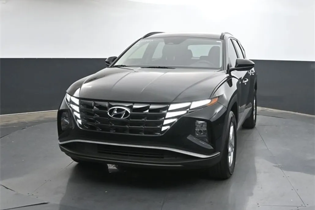 2024 Hyundai Tucson SEL photo 1