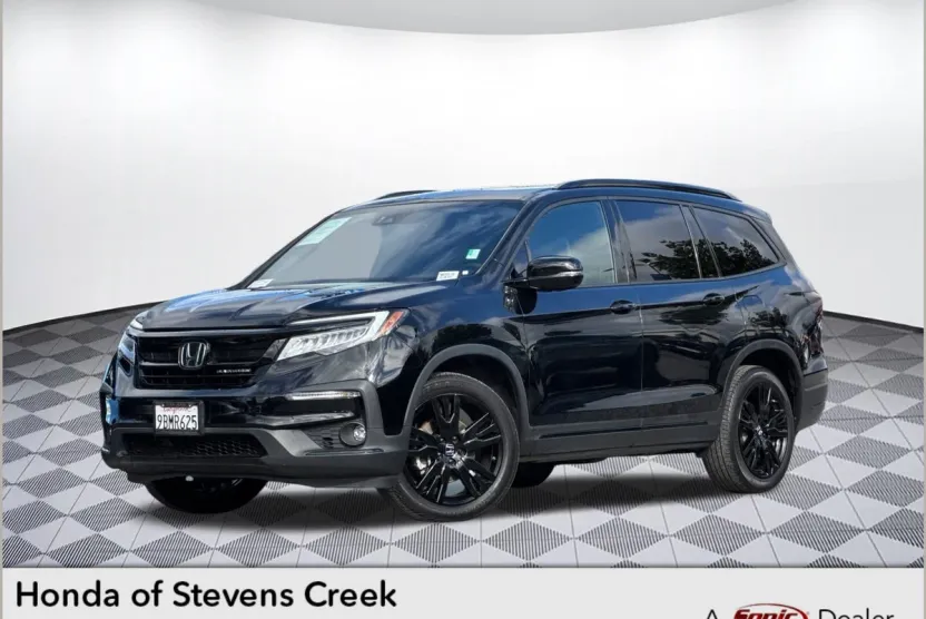 2022 Honda Pilot Black Edition photo 1