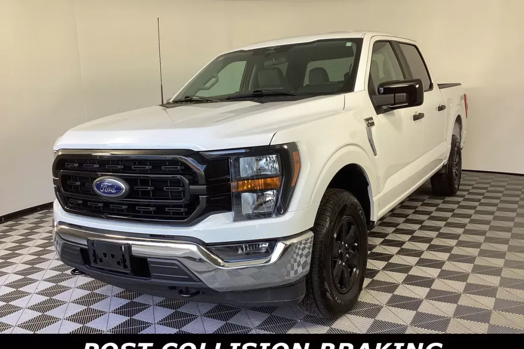2023 Ford F-150 XLT photo 1