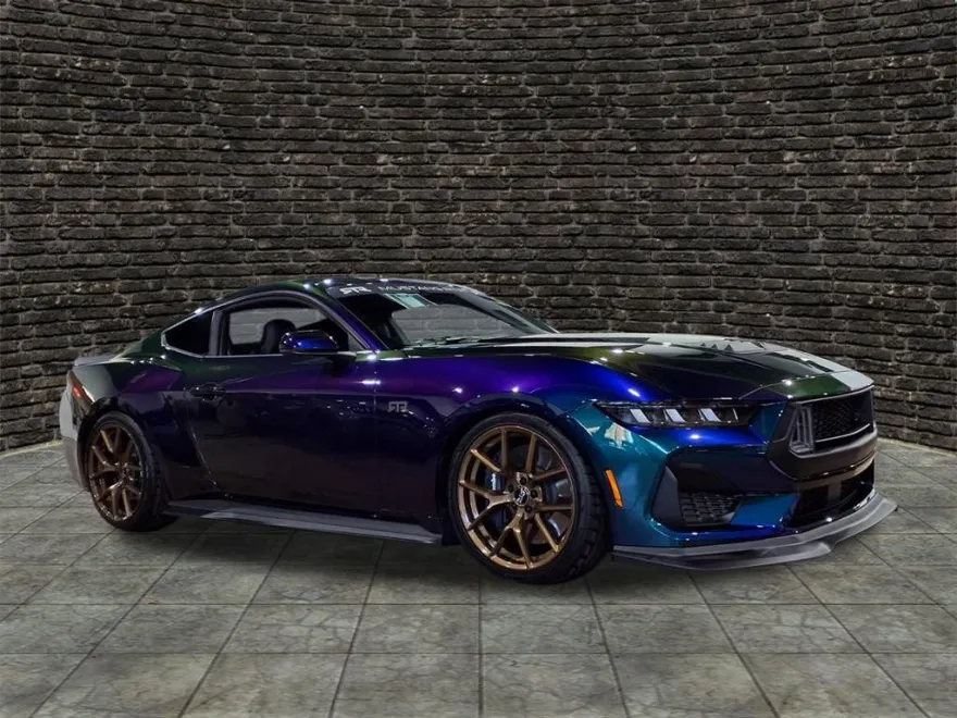 2024 Ford Mustang GT Premium photo 1