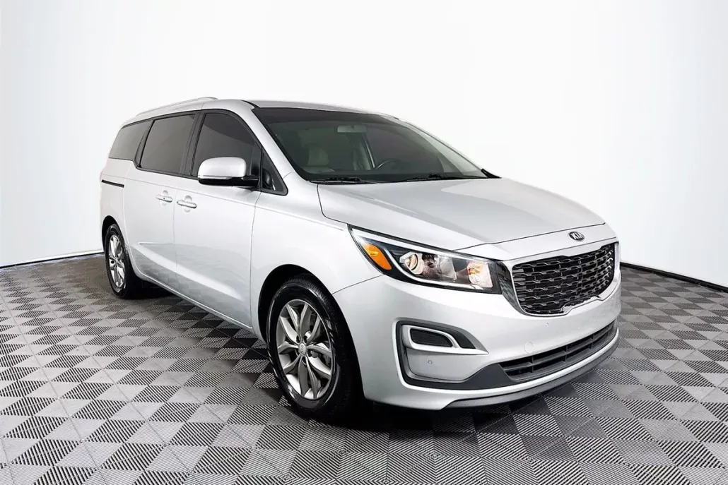 2021 Kia Sedona EX photo 1
