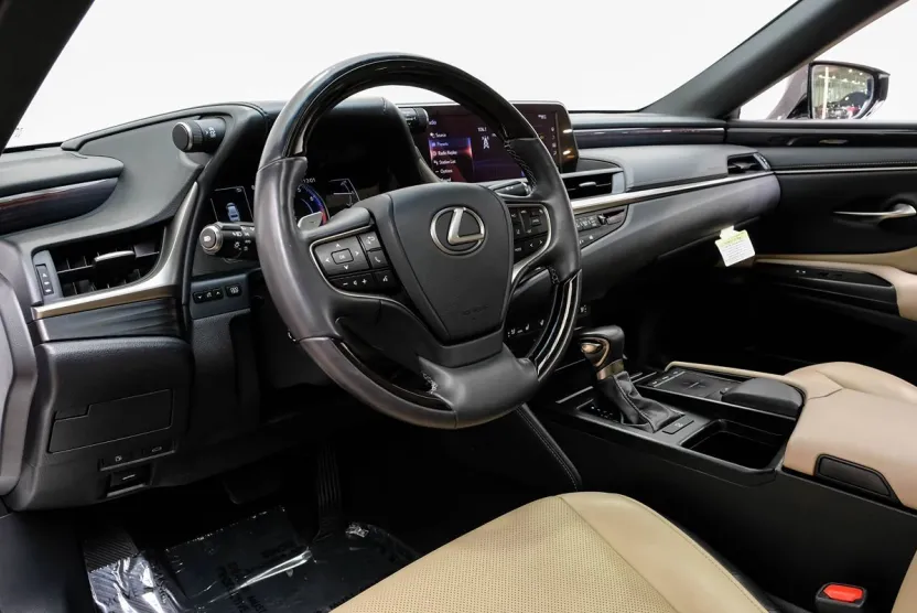 2019 Lexus ES 350 photo 1