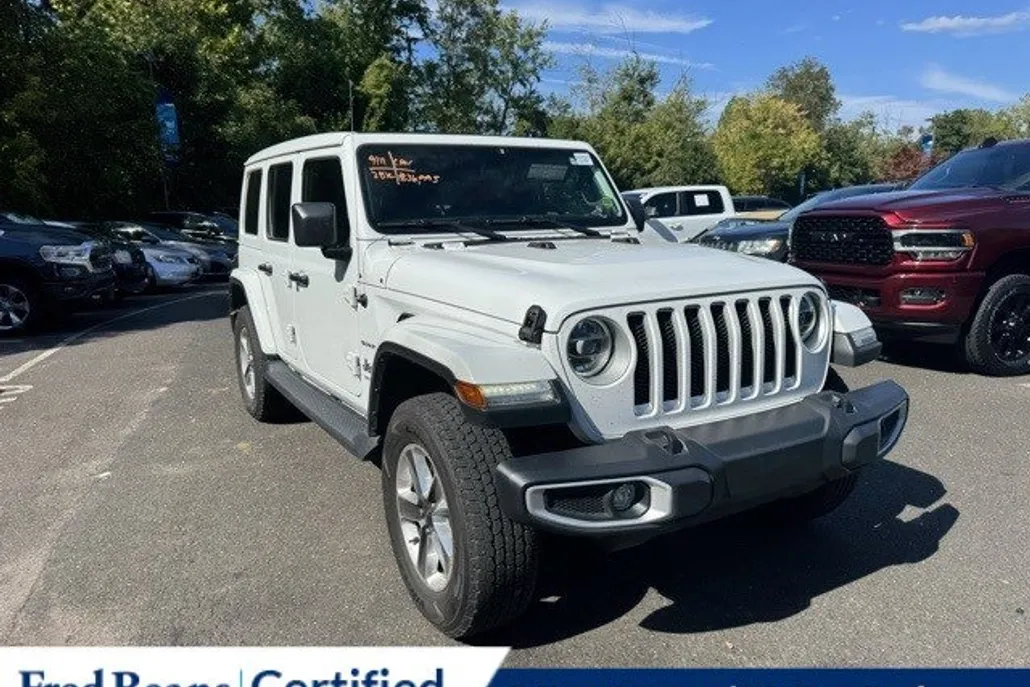 2022 Jeep Wrangler Unlimited Sahara photo 1