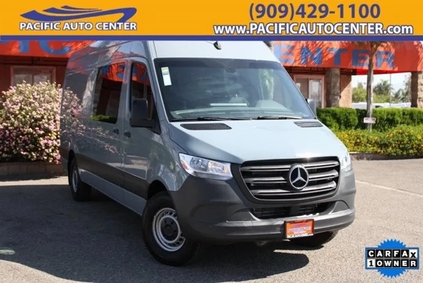 2023 Mercedes Benz Sprinter 170 WB photo 1