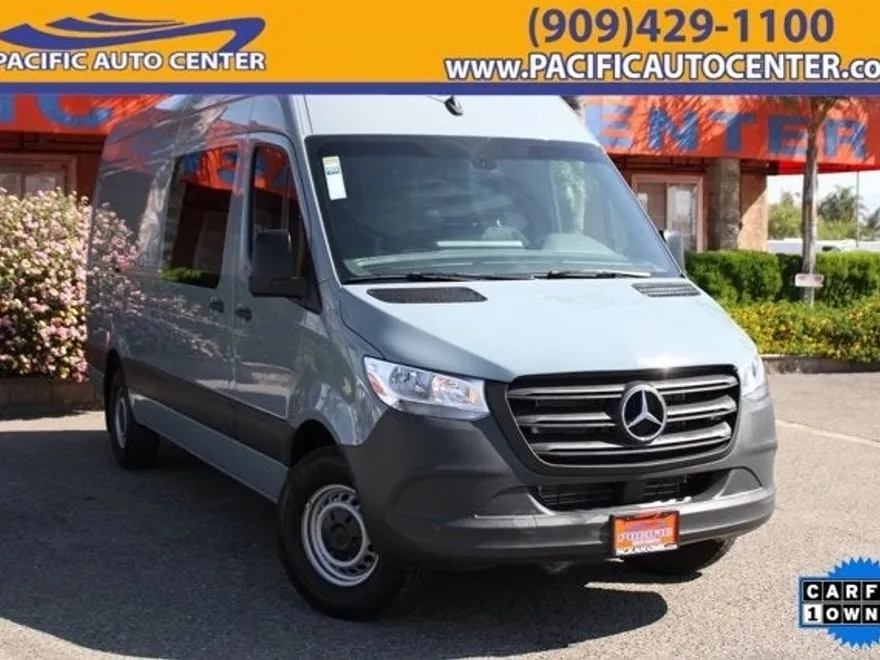 2023 Mercedes Benz Sprinter 170 WB photo 1