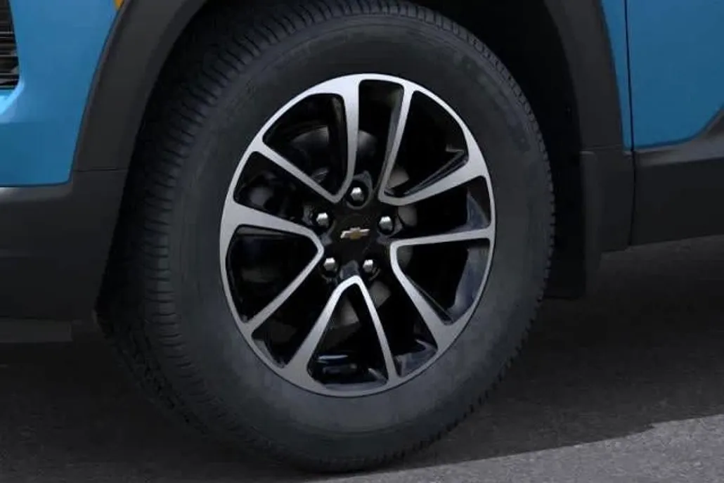 2026 Chevrolet Trailblazer LT photo 1