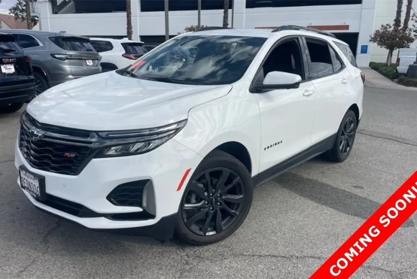 2023 Chevrolet Equinox RS photo 1