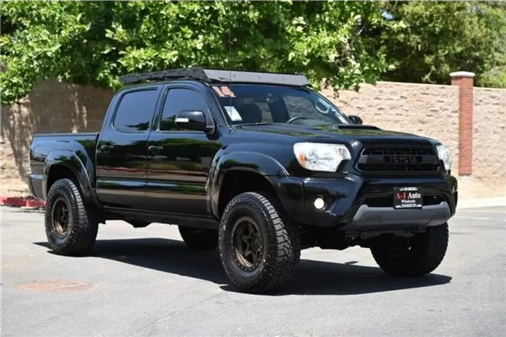 2014 Toyota Tacoma Double Cab photo 1