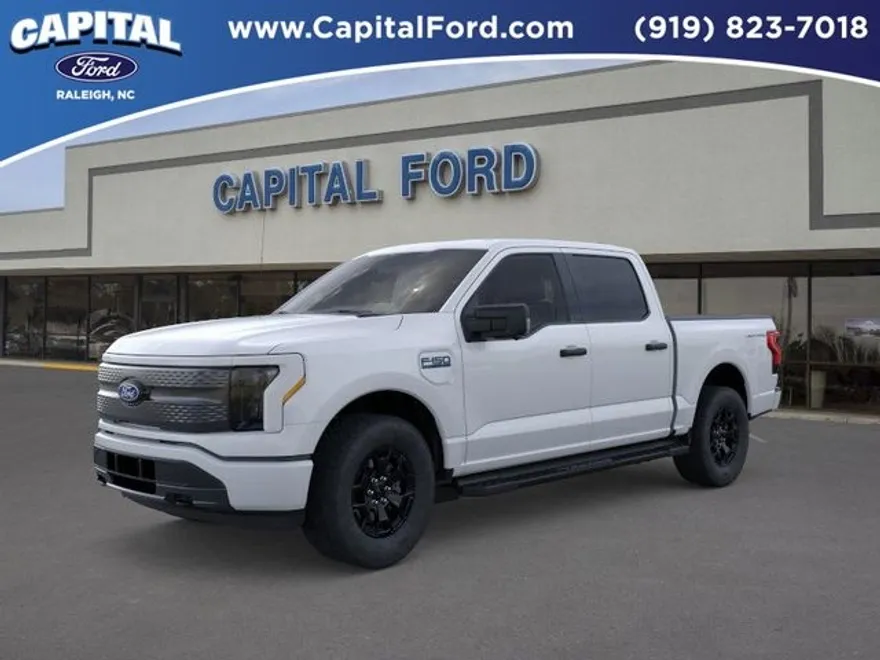 2025 Ford F-150 Lightning XLT photo 1
