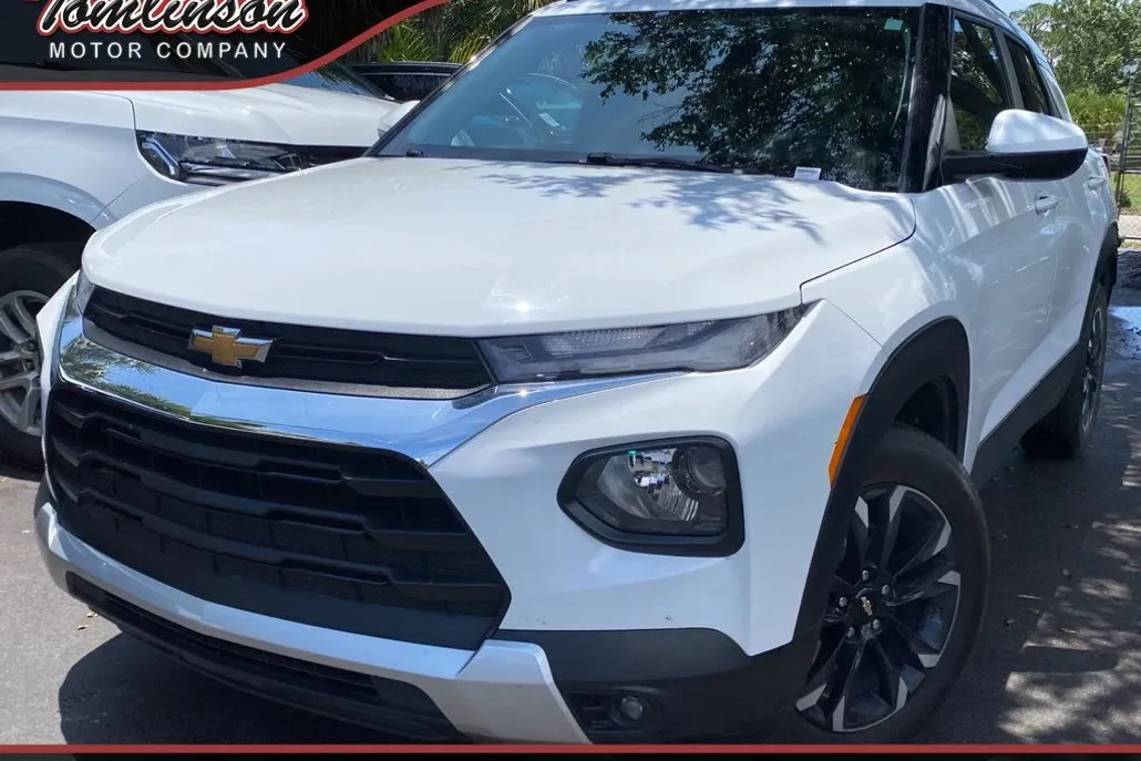 2023 Chevrolet Trailblazer LT photo 1
