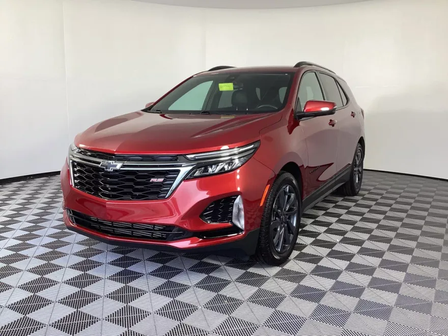 2022 Chevrolet Equinox RS photo 1
