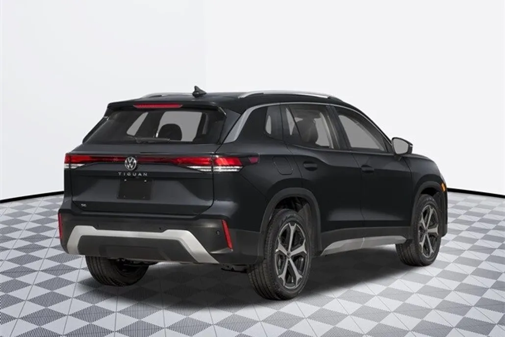 2025 Volkswagen Tiguan SE photo 1