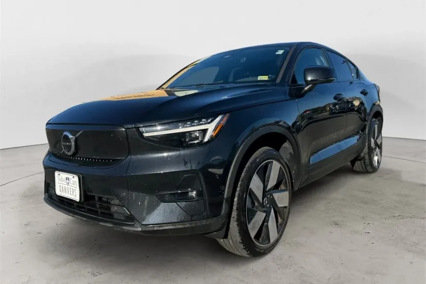 2023 Volvo C40 Ultimate photo 1