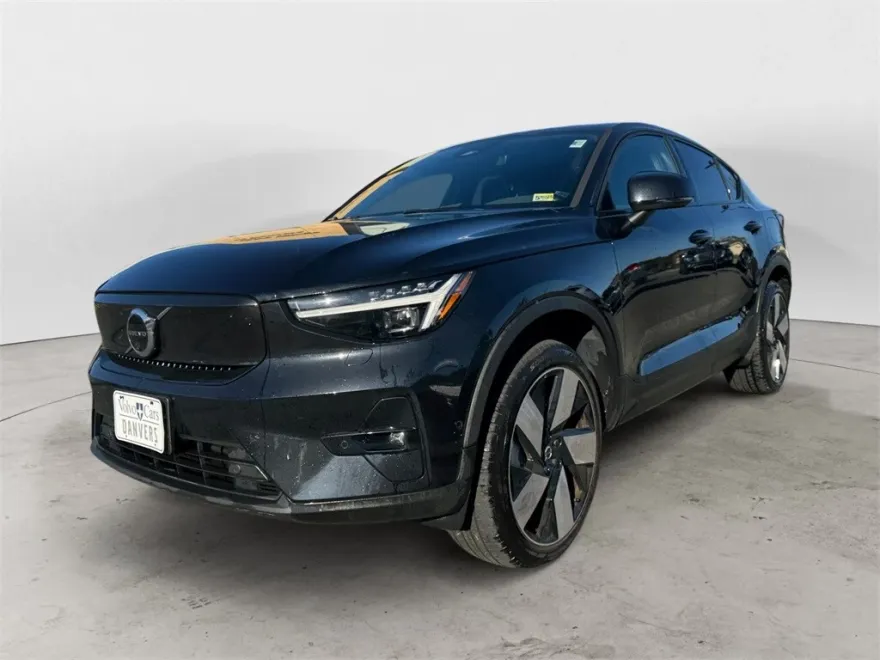 2023 Volvo C40 Ultimate photo 1