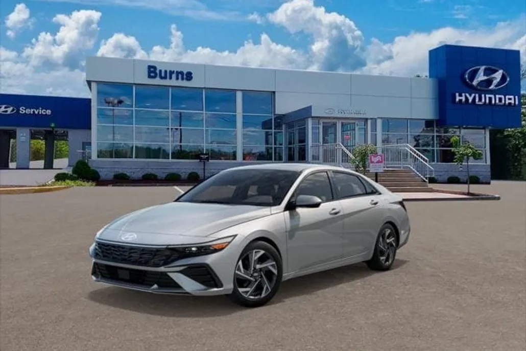 2025 Hyundai Elantra SEL Convenience photo 1