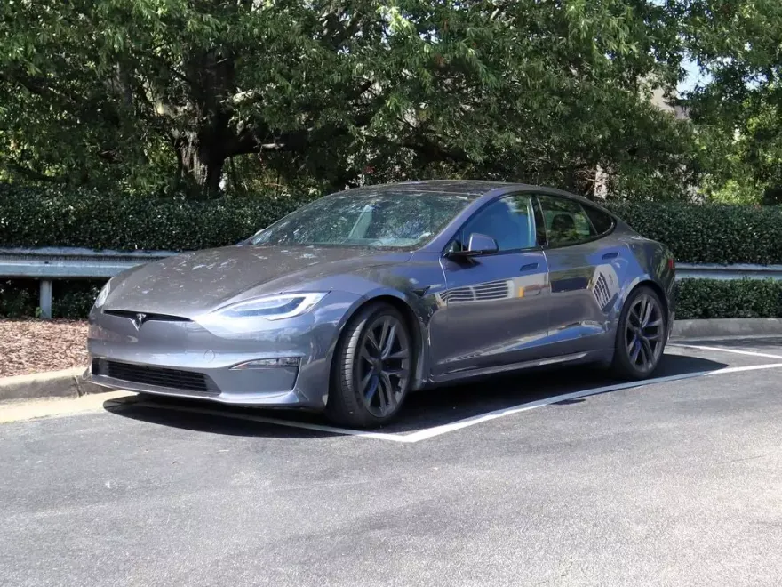 2021 Tesla Model S Plaid photo 1