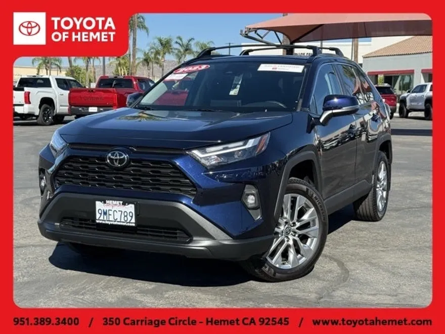 2023 Toyota RAV4 XLE Premium photo 1